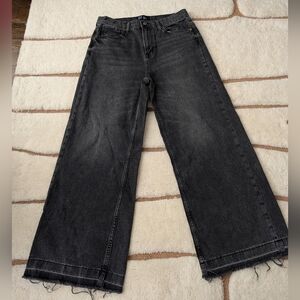 GAP Women’s High Rise Wide Leg Jeans – Faded Black, Size 10